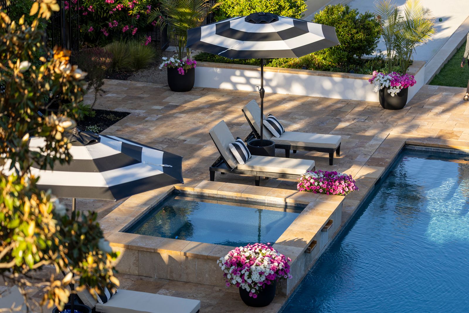 A&a Pools — Pool Builder