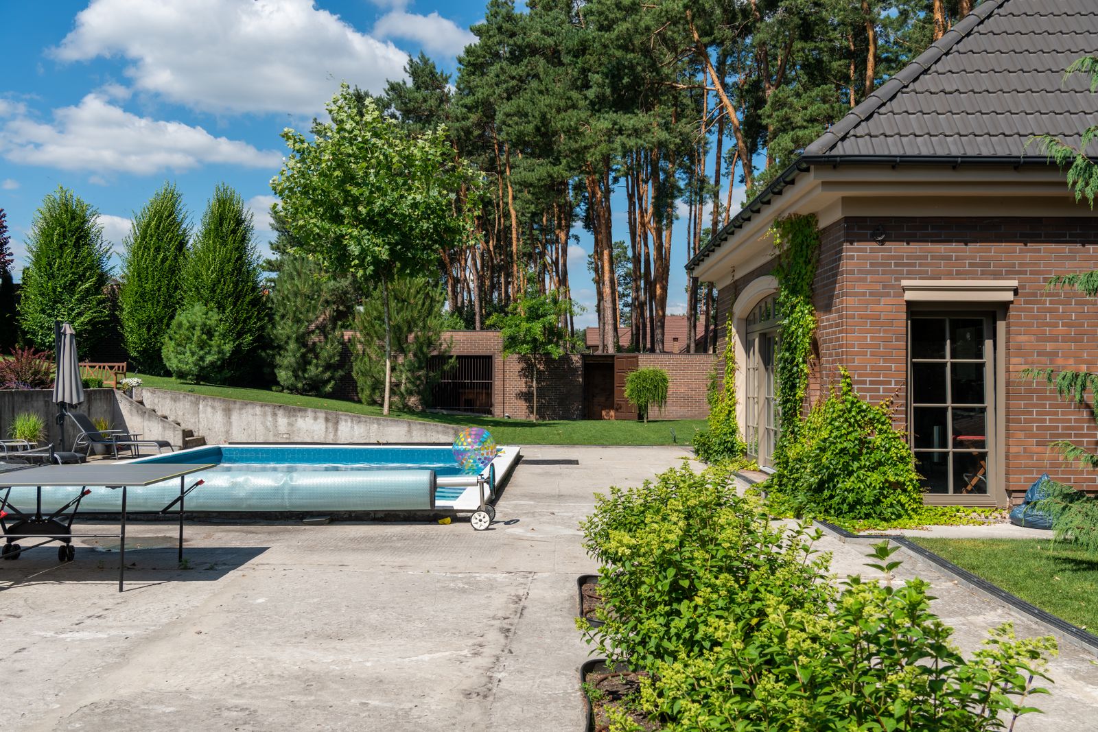 Family Resort-Style Pool – San Jose
