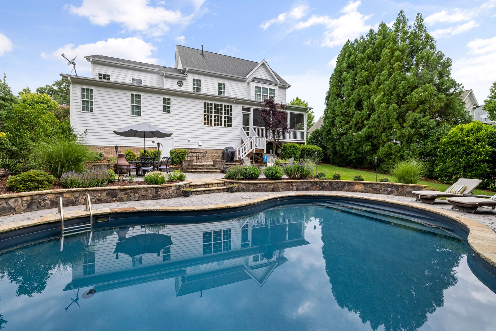 Contemporary Pool Renovation – San Jose
